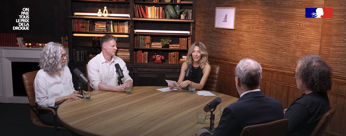 Salomé anime une table ronde pour le podcast Agora du Service d'information du Gouvernement